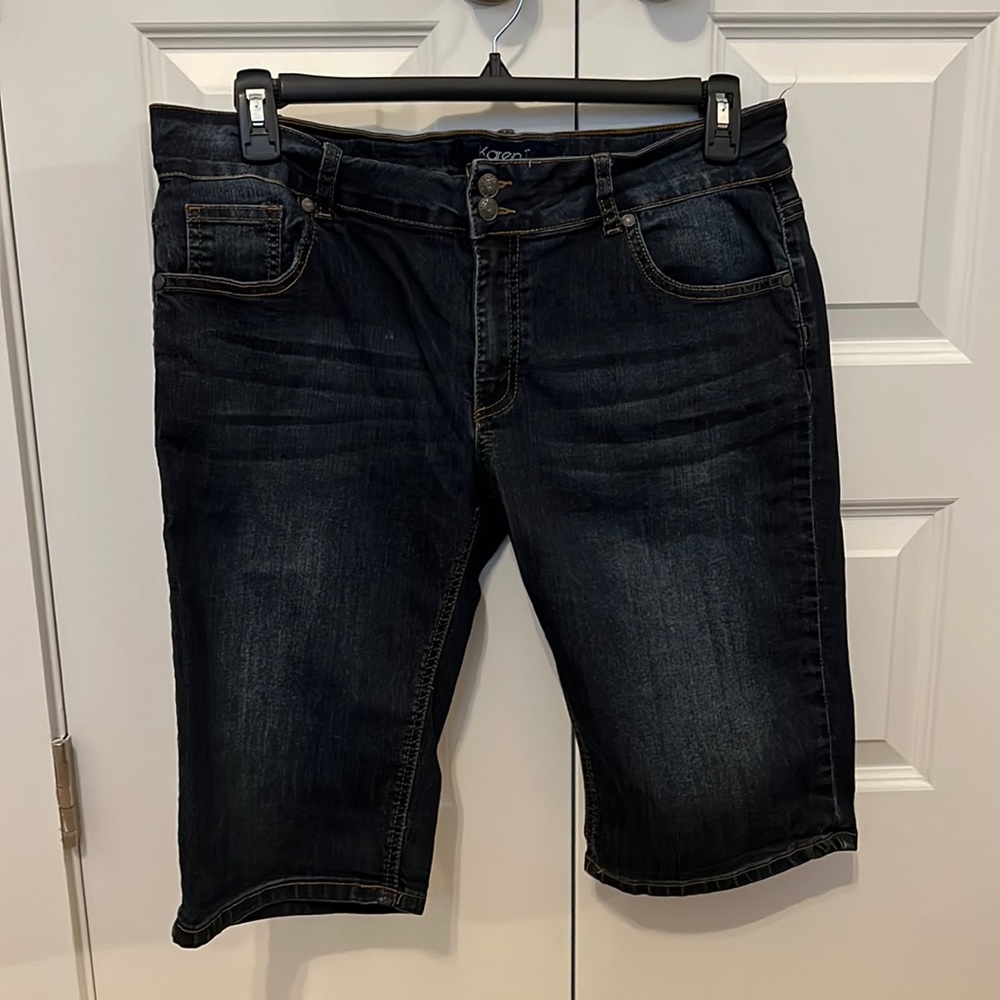 Super stretch denim shorts-so comfy!